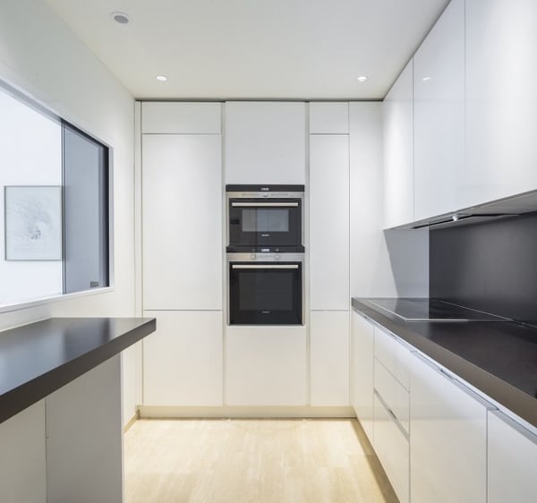 APPARTAMENTO 1.5 LOCALI CON GRANDE TERRAZZA E VISTA APERTA SULLE MONTAGNE 5