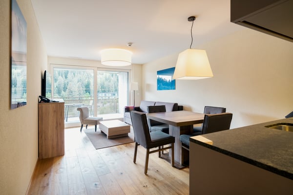 Laax 3.5-Zimmer-Ferienwohnung mit jährlich 3% Nettorendite garantier 2
