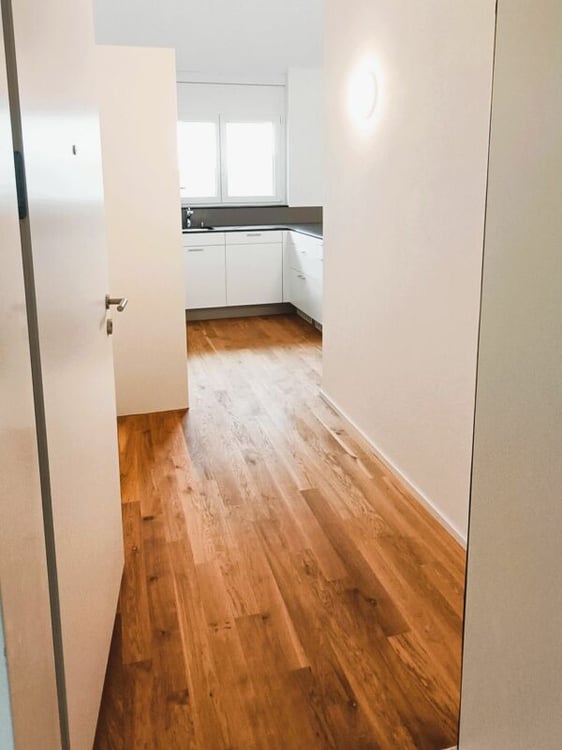 Wohnen mit viel Cachet: Dachwohnnug in Lommiswil 3