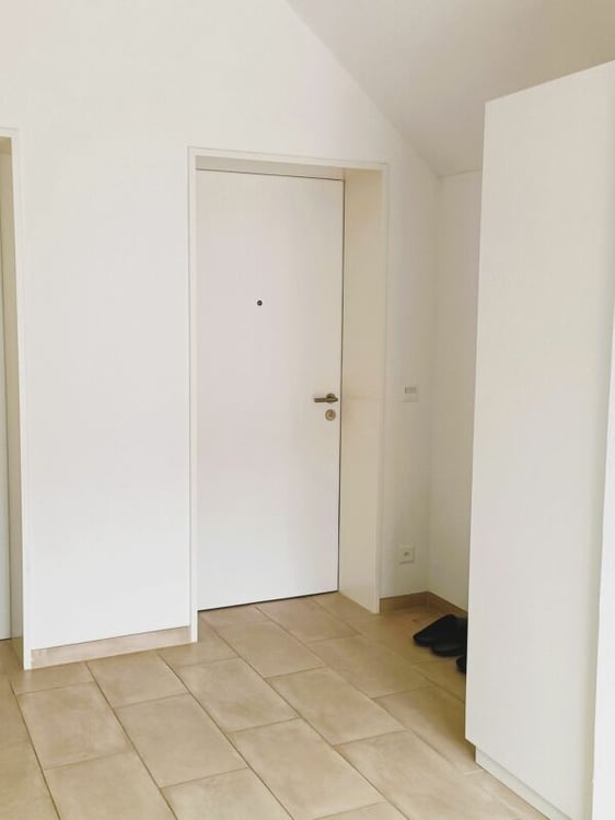 Wohnen mit viel Cachet: Dachwohnnug in Lommiswil 14