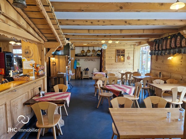 Restaurant à fort potentiel avec les murs à Morgins 5