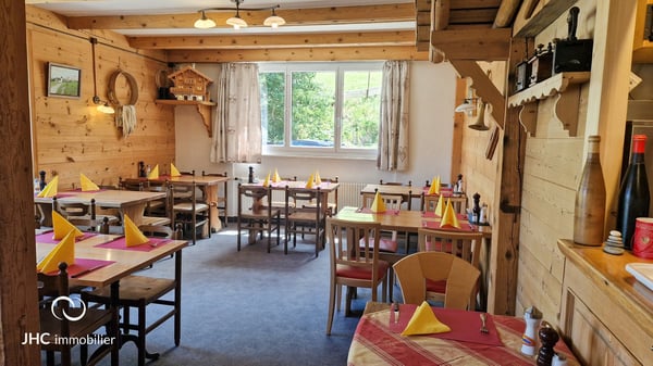 Restaurant à fort potentiel avec les murs à Morgins 7