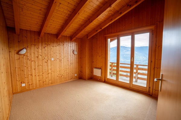 Chalet de 3,5 pièces à Aven, entre bisse et plaine du Rhône– résidence secondaire possible 8