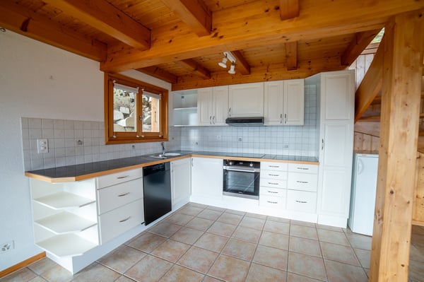 Chalet de 3,5 pièces à Aven, entre bisse et plaine du Rhône– résidence secondaire possible 5
