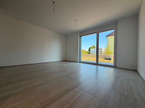 Moderne 2.5-Zimmer-Wohnung in ruhiger Lage Bettwiesen - Sofort verfügbar! 2