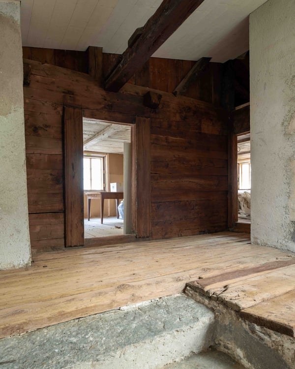 5.5-Zimmer-Misonette im historischen Dorfteil mit Aussicht 8