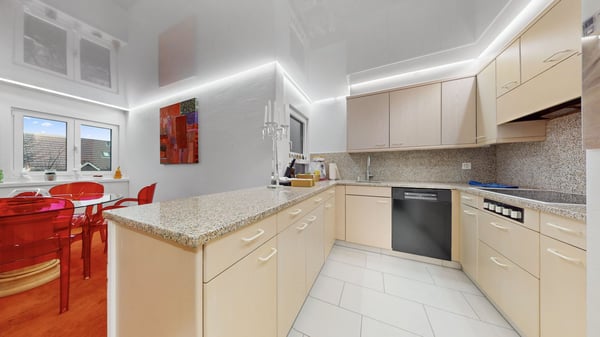 Exklusive 1.5-Zimmer-Wohnung im Herzen der Stadt Zug 3