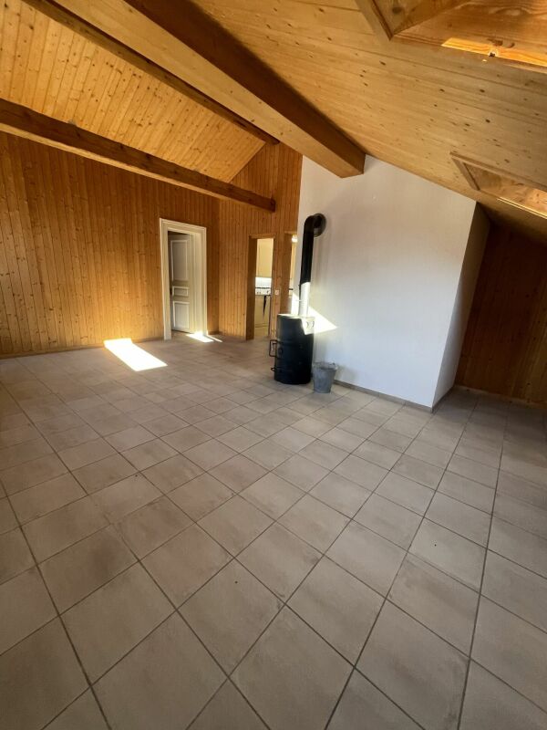 3.5-room attic apartment