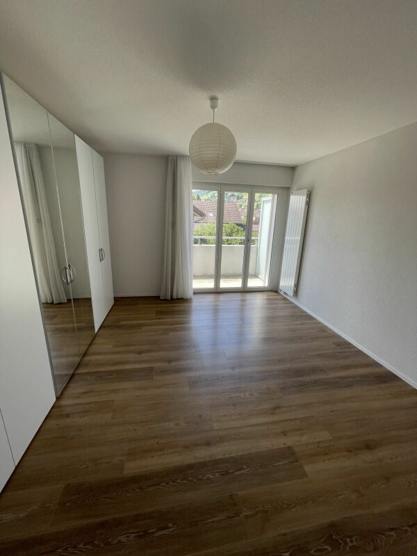 Sonnige 3 1/2-Zimmerwohnung mit Dachterrasse