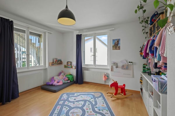 Zweifamilienhaus: Viel Platz, viel Potential 10