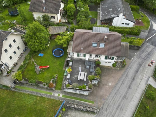 Zweifamilienhaus: Viel Platz, viel Potential 2