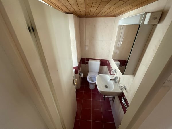 Vendesi casa unifamiliare di 3.5 locali su 3 piani a Solduno 8