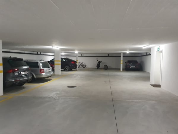 Affittasi posteggio in autorimessa 2