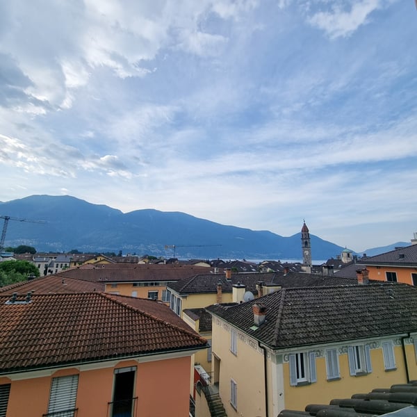 Affittasi appartamento duplex di 2.5 locali ad Ascona 1