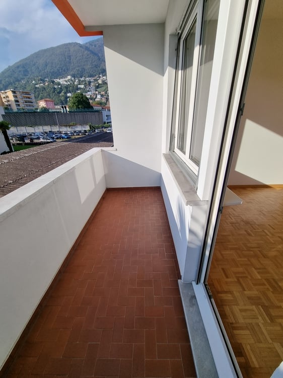 Affittasi appartamento di 3 locali al 1. piano 8
