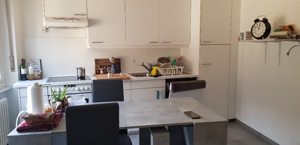 Affittasi in città vecchia 2 locali silenzioso parz. ammobiliato 6