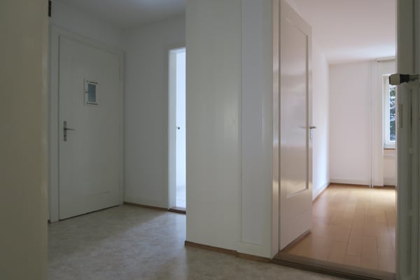 gepflegte 2.0-Zimmerwohnung mit Balkon in ruhigem Quartier zu vermieten! 4