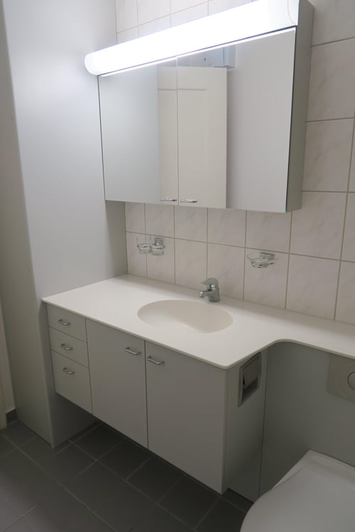 gepflegte 2.0-Zimmerwohnung mit Balkon in ruhigem Quartier zu vermieten! 5