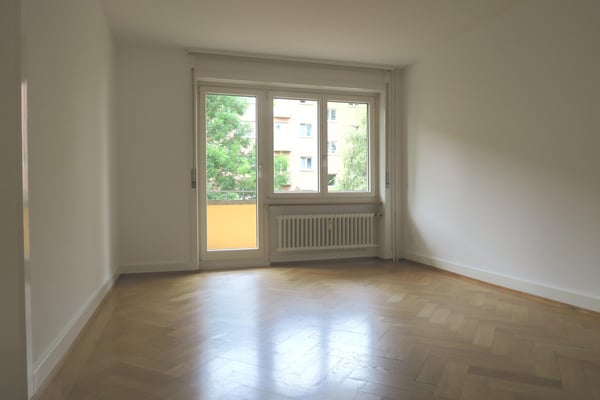 gepflegte 2.0-Zimmerwohnung mit Balkon in ruhigem Quartier zu vermieten! 3