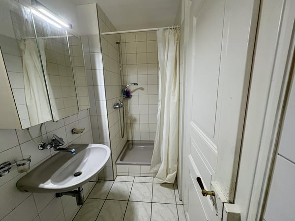 1.5 Zimmerwohnung mit Bergsicht 4