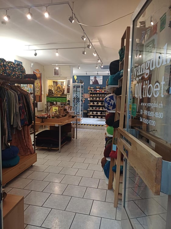 Attraktives Ladenlokal in der Altstadt von Bern zu vermieten 4