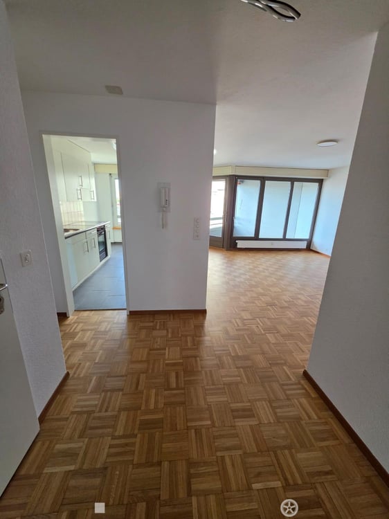 4.5 Zimmerwohnung in Biel zu vermieten 3