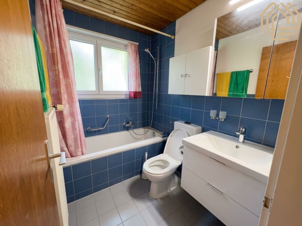 Exklusive 5.5 Zimmerwohnung – inkl. Garage & Wintergarten 10