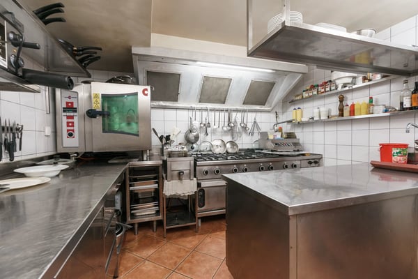 Charming restaurant with accommodation ? An iconic address in the heart of Pays-d'Enhaut 7