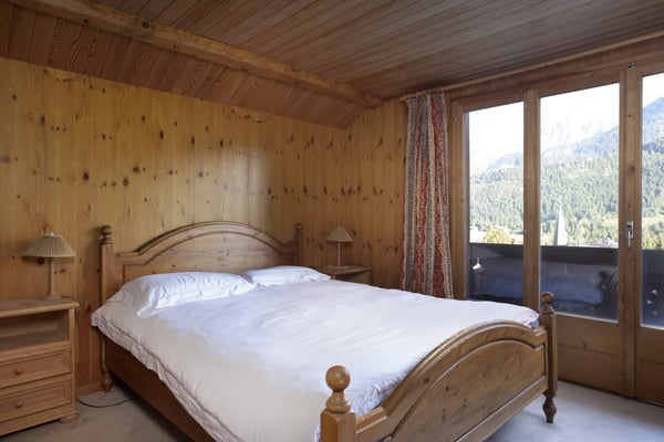 A family chalet comprising two flats, in need of renovation, in the heart of Château-d'Oex 11