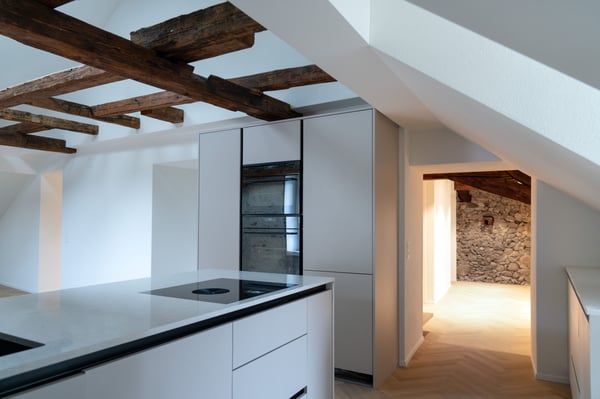 Charmante, kernsanierte 4.5-Zimmer-Dachmaisonettewohnung 3