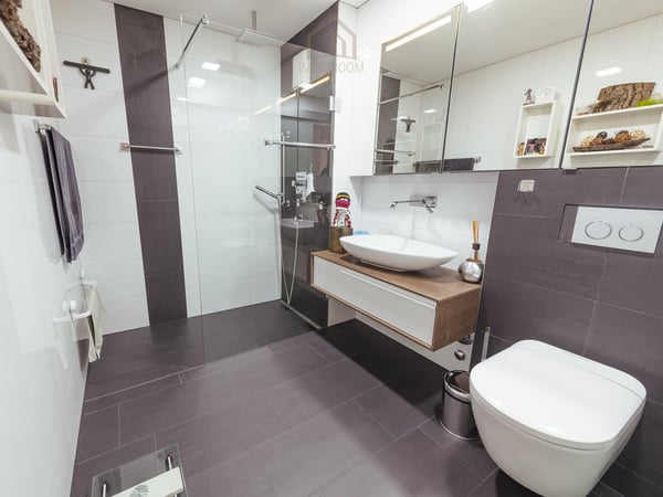 Moderne Wohnung an ruhiger, familienfreundlicher Lage- 5 Gehminuten vom See 8