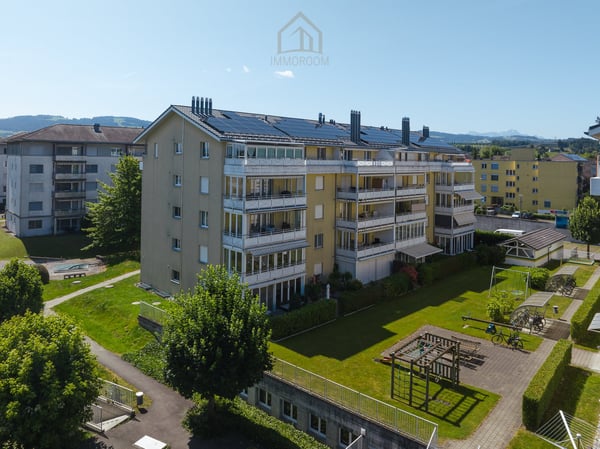 Moderne Wohnung an ruhiger, familienfreundlicher Lage- 5 Gehminuten vom See 11