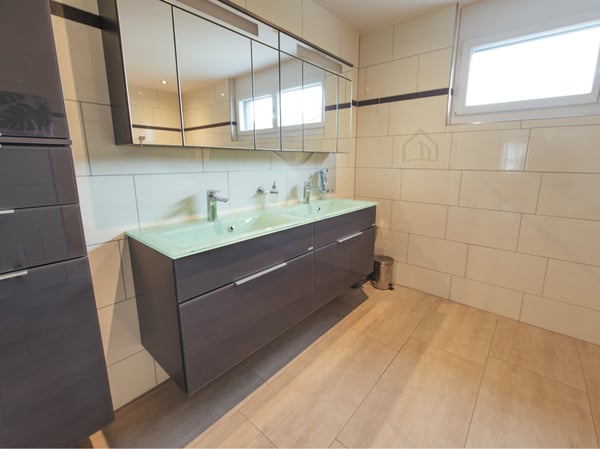 Ihr modernes Wohnglück an familienfreundlicher und ruhiger Lage 11