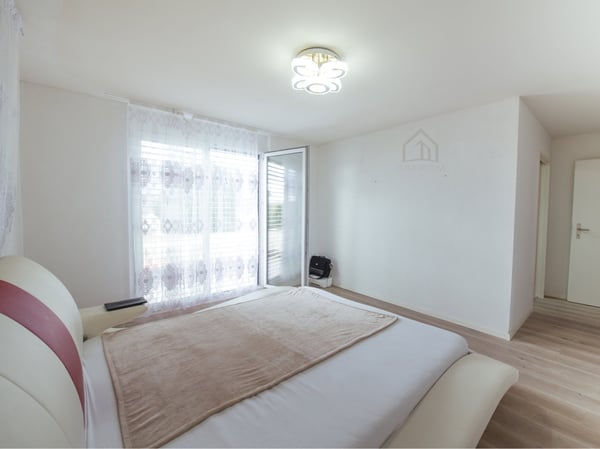 Ihr modernes Wohnglück an familienfreundlicher und ruhiger Lage 9