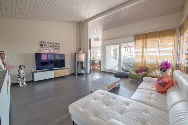 Ein Zuhause mit viel Freiraum, Privatsphäre und traumhafter Aussicht 7