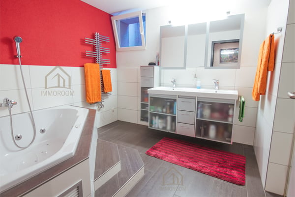 Ein Zuhause mit viel Freiraum, Privatsphäre und traumhafter Aussicht 14