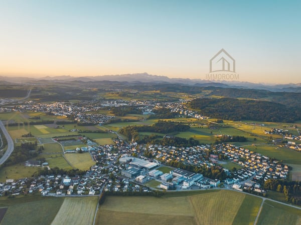 Ein Zuhause mit viel Freiraum, Privatsphäre und traumhafter Aussicht 22