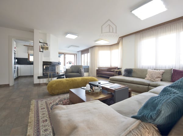 Traumhaftes Wohnen mit Pool, Wellness, Panoramasicht und Wald 3