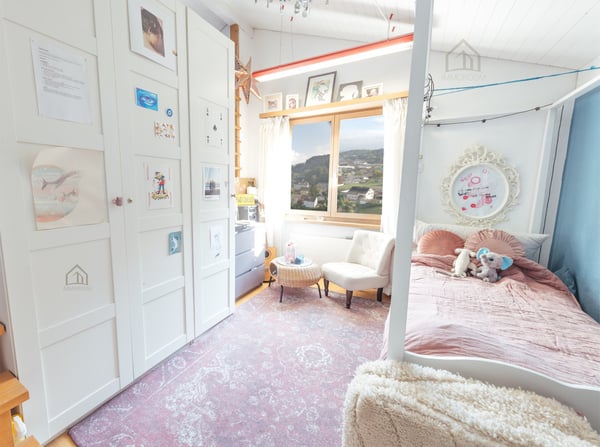 Traumhaftes Wohnen mit Pool, Wellness, Panoramasicht und Wald 9