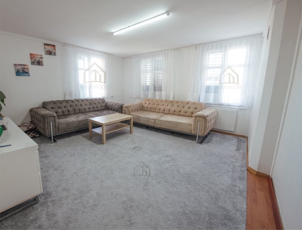 Kleines Mehrfamilienhaus mit Wohnen und Gewerbe 7
