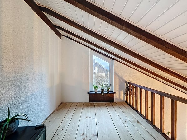 Villa individuelle de 1.5 pièces avec logement indépendant – Chézard-Saint-Martin 9