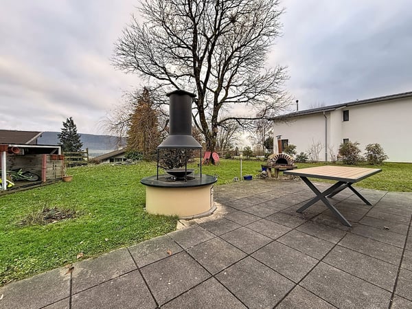 Villa individuelle de 1.5 pièces avec logement indépendant – Chézard-Saint-Martin 11