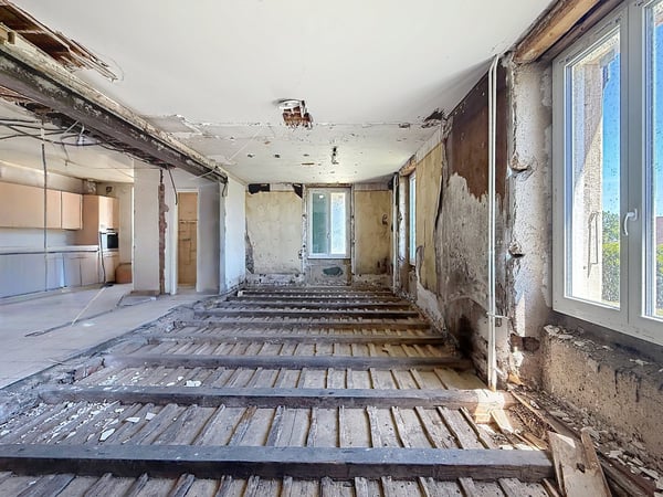 Villa à rénover avec énorme potentiel à Cressier 3