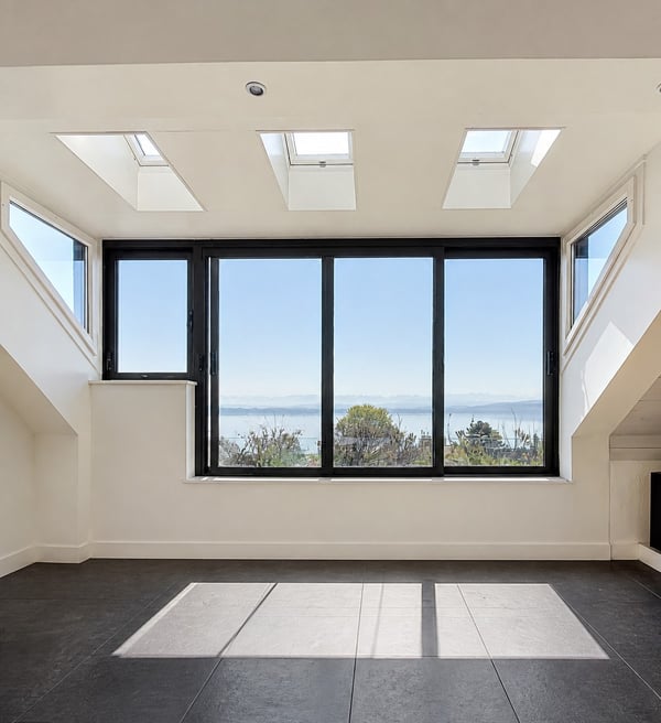 Le panorama comme luxe du quotidien — Appartement 4,5 pièces avec mezzanine, vue lac et Alpes 2