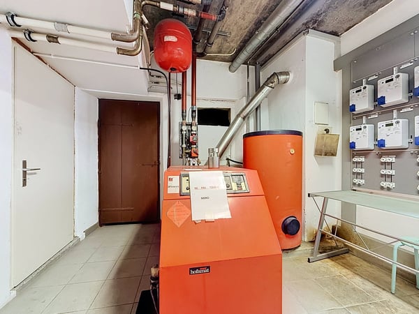 IMMEUBLE DE RENDEMENT – 4,57 % BRUT ET POTENTIEL DE DÉVELOPPEMENT 9
