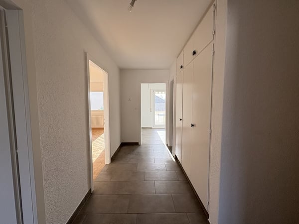 Appartement rénové 1.5 pièces à CHF 1'600.-/mois charges comprises 4