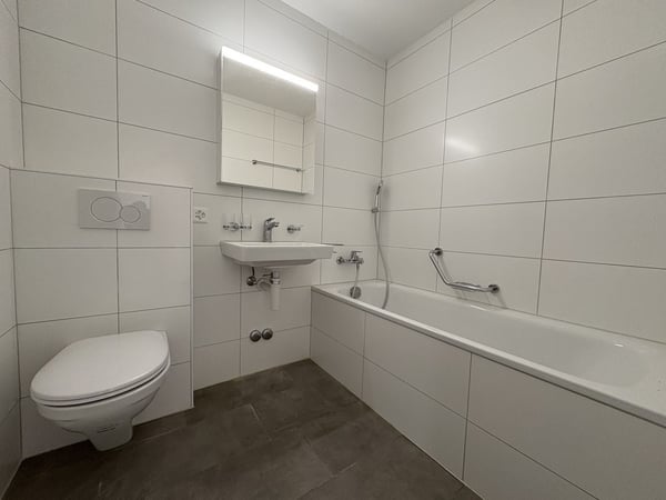 Appartement rénové 1.5 pièces à CHF 1'600.-/mois charges comprises 7