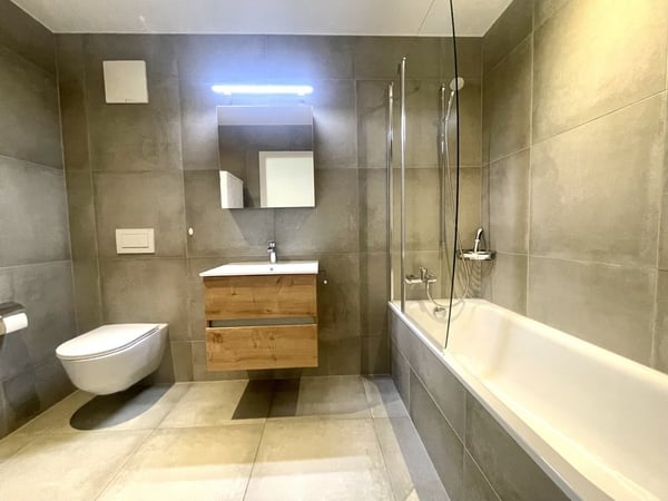 Appartement 3.5 pièces à CHF 1500.-/mois charges comprises 6