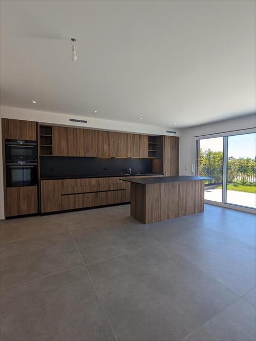 Appartement lumineux de 3.5 pièces avec balcon à Nyon 2