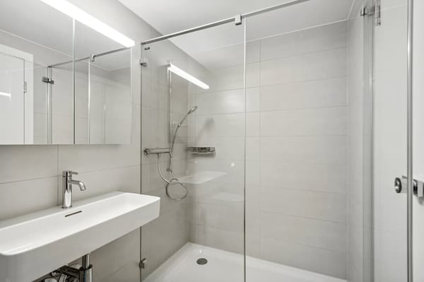 Charmante 1.5-Zimmer-Wohnung mit Balkon in Küsnacht – ab sofort verfügbar 2